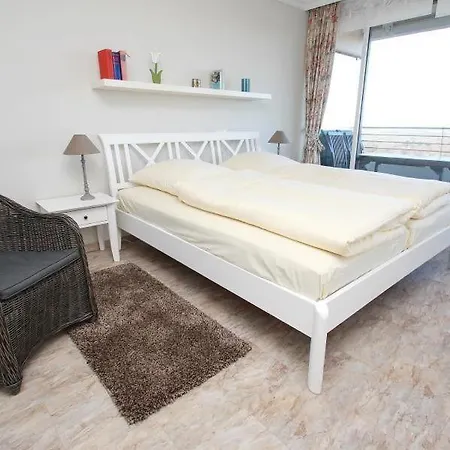 Διαμέρισμα Traumhafter-Blick-Mit-Balkon-Aussenpool-Und-Sauna *